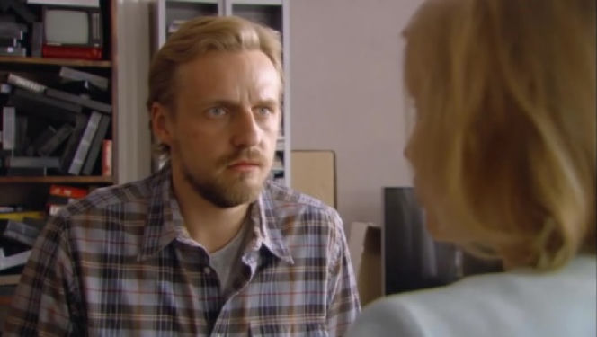 O mnie się nie martw odc. 6. Iga (Joanna Kulig), Krzysiek (Paweł Domagała)