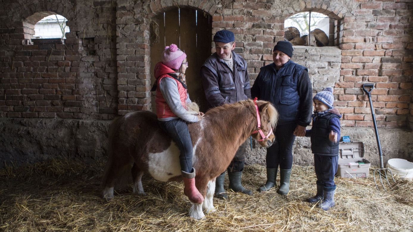 Zobacz, jak mieszkają bohaterowie serialu Rolnicy. Podlasie