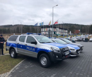 Nowe radiowozy dla policnatów z powiatu kieleckiego