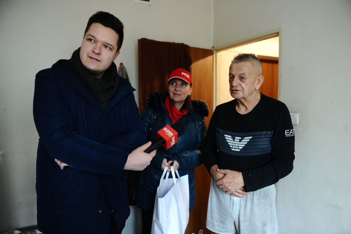 Rozdaliśmy świąteczne paczki potrzebującym. Nie brakowało wzruszeń