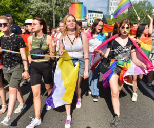  Kiedy Parada Równości 2022 w Warszawie? Znamy datę! Jaką trasą przejdzie marsz równości?