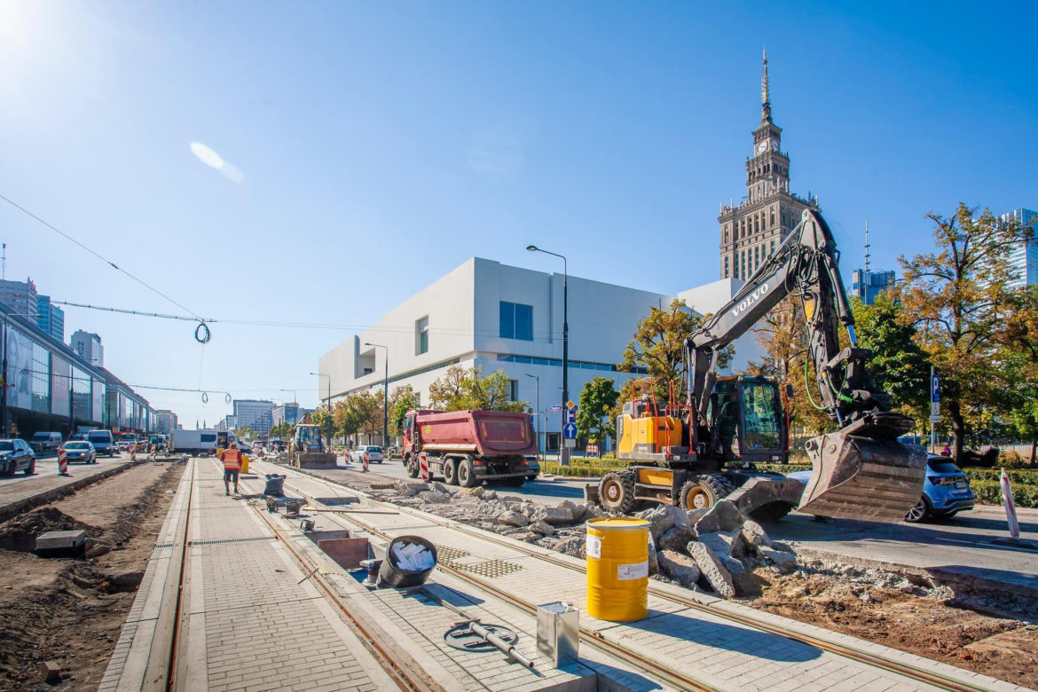 Wielki powrót tramwajów na Marszałkowską. Pojadą po zielonym dywanie