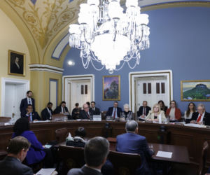 Clintonowie powiązani z Jeffreyem Epsteinem? Zgodzili się na przesłuchanie przed komisją 