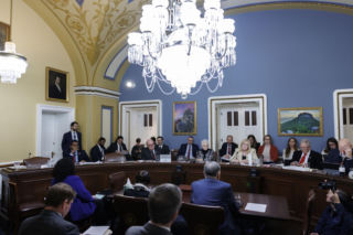 Clintonowie powiązani z Jeffreyem Epsteinem? Zgodzili się na przesłuchanie przed komisją 