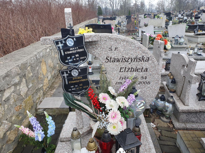 Runęli z balkonem, winnych nie ma