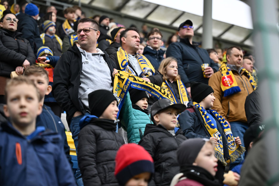Arka Gdynia - Widzew Łódź: Zdjęcia kibiców i zawodników z meczu 25. kolejki PKO BP Ekstraklasy