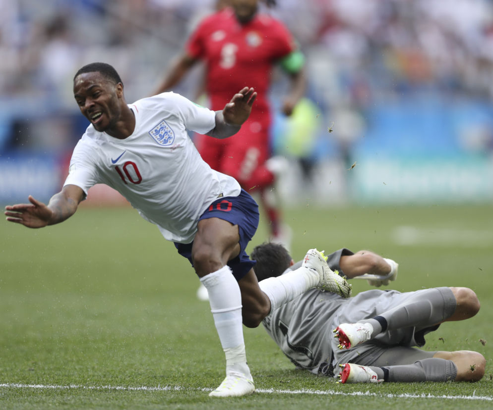 Raheem Sterling jest najlepszym strzelcem Anglii w kwalifikacjach. Zdobył 4 bramki w dwóch meczach.