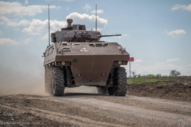 Program SAFE w Rumunii. Armia inwestuje w Piranha 5, Lynx i polskie drony Warmate