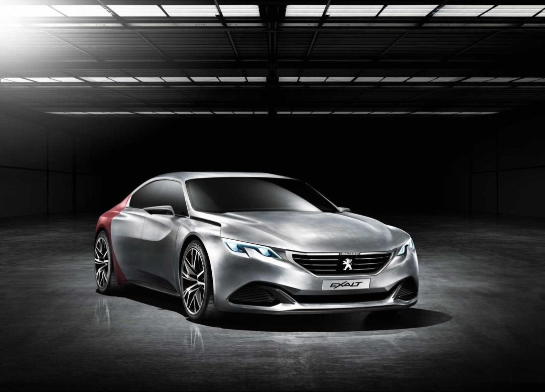 Peugeot Exalt: szałowe 4-drzwiowe coupe 