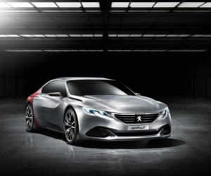 Peugeot Exalt: szałowe 4-drzwiowe coupe 