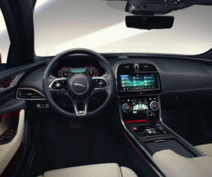 Jaguar XE po liftingu (20MY)