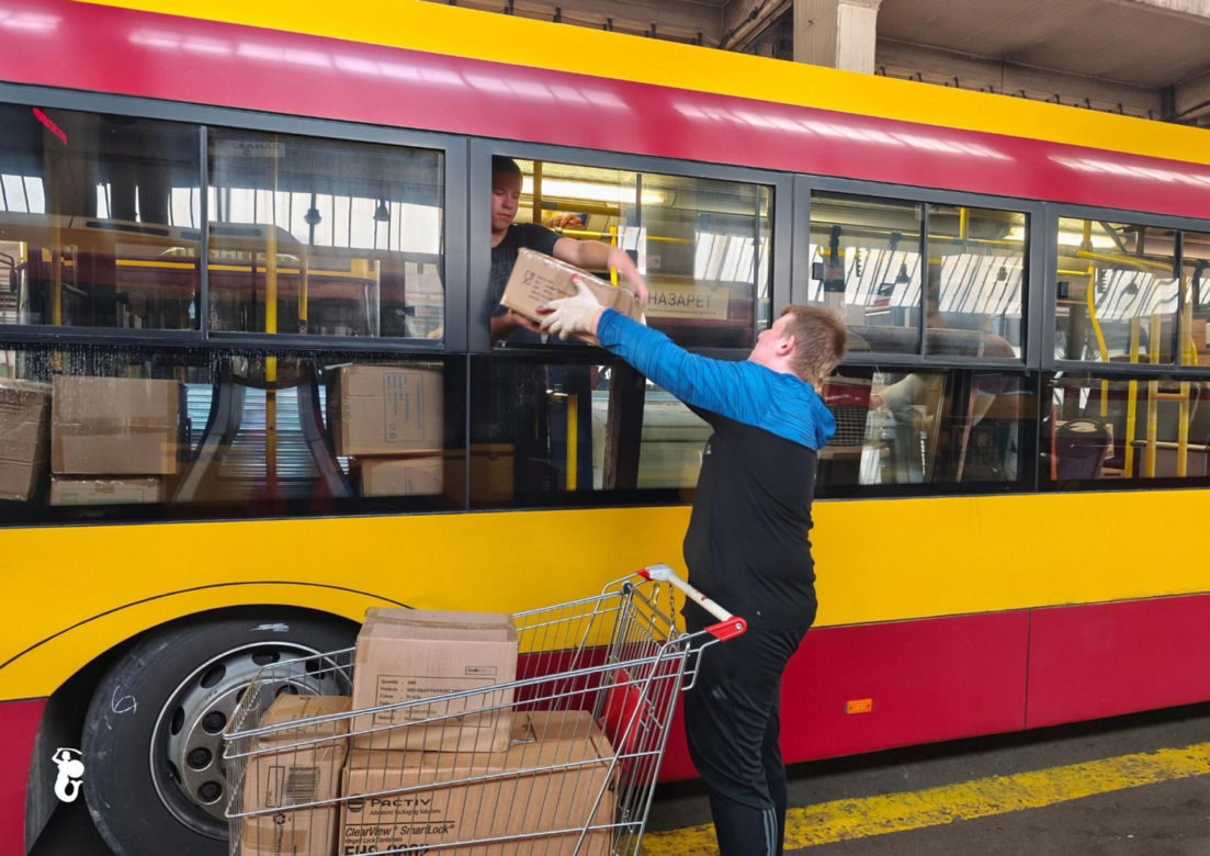 Z Warszawy na Ukrainę. Autobusy pomogą mieszkańcom