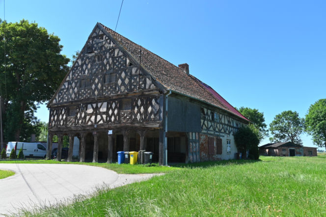 Domy podcieniowe Żuławy, Klecie
