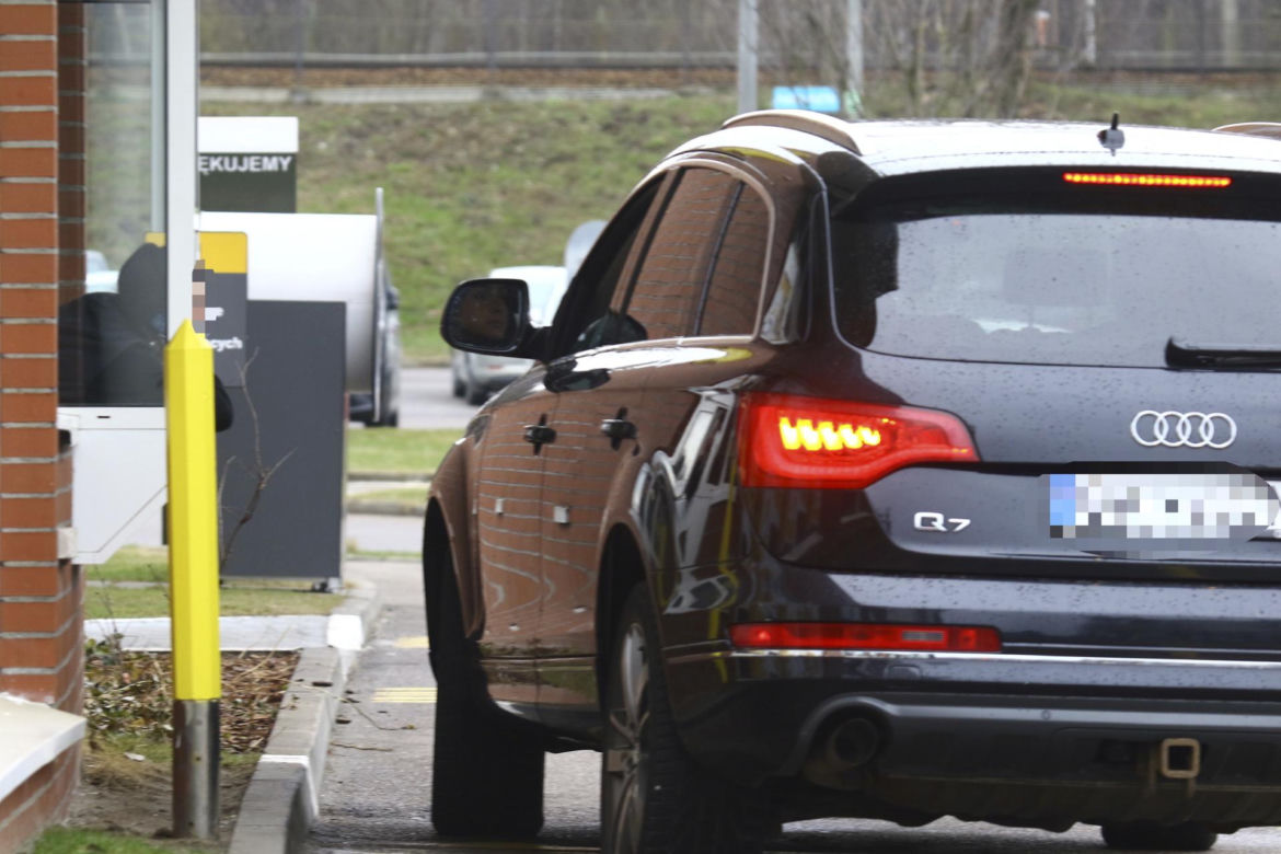 Marta Kaczyńska kupiła synowi obiad w fast foodzie