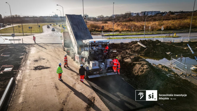 Pierwszy asfalt na Trasie Północnej