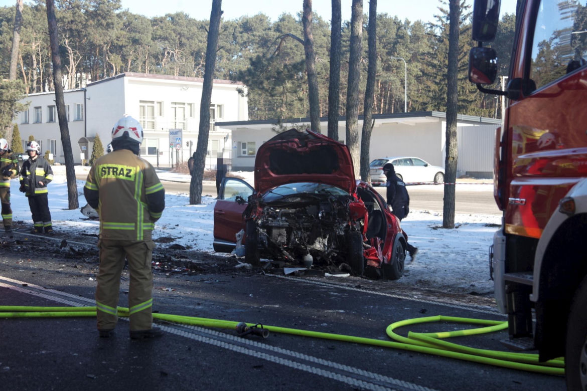 Wypadek pod Siedlcami. Zderzyły się dwie panie, jedna zginęła
