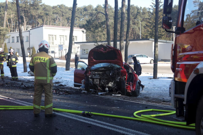 Wypadek pod Siedlcami. Zderzyły się dwie panie, jedna zginęła