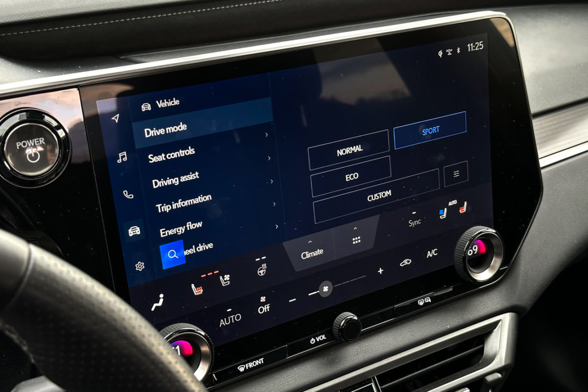 Lexus RX 5. generacji (2023)