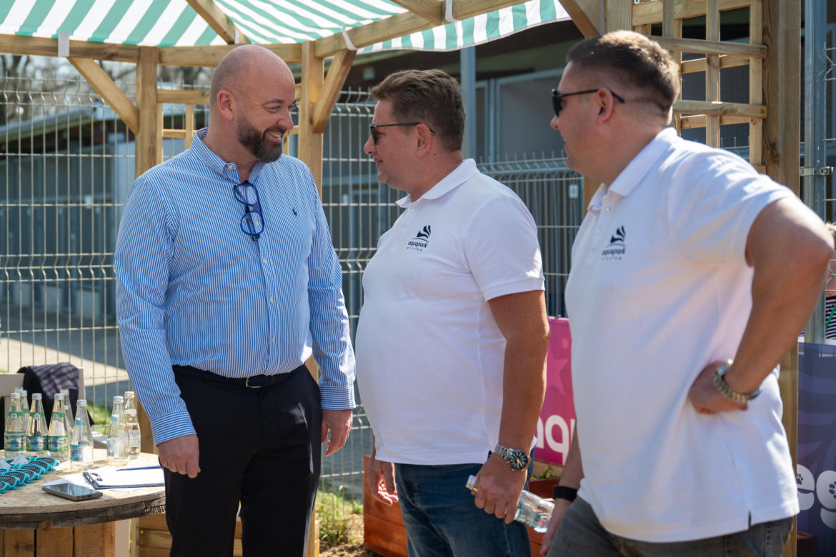 WrocŁapka i Aqua-Wybieg dla psów we Wrocławiu