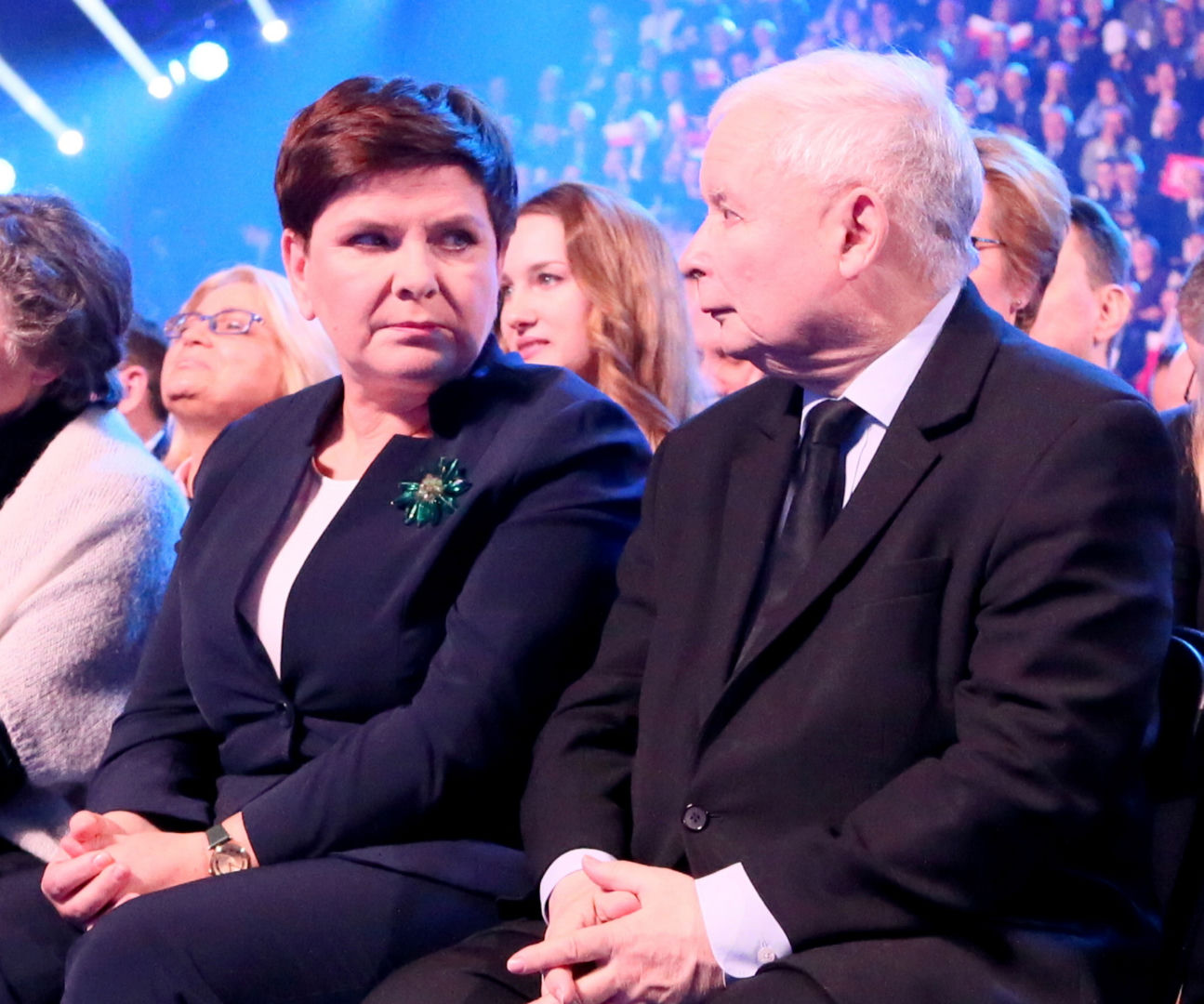 Rośnie pozycja byłej premier. Gargamel Szydło się chwyta? "To gwarancja jego spokoj…
