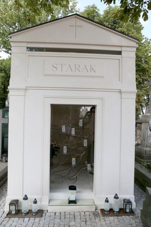Tak dziś wygląda grób Piotra Woźniaka-Staraka