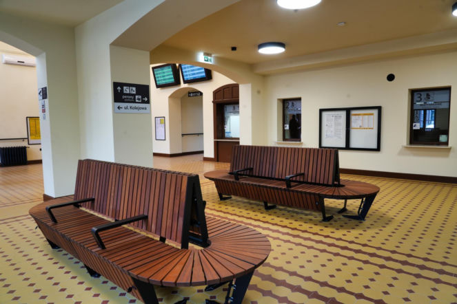 Wyremontowany dworzec w Czechowicach-Dziedzicach