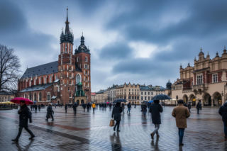 Zimny początek weekendu? Kraków przygotowuje się na huśtawkę pogodową!