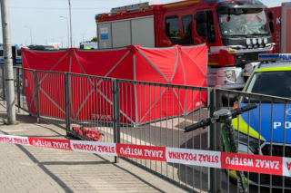 Motocyklista nie żyje! Wstrząsający wypadek pod Warszawą. Jest szokujące nagranie z kamery