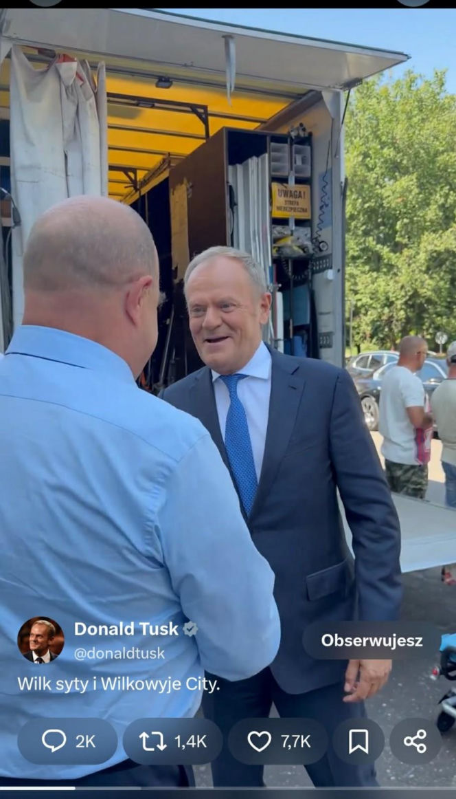 Premier Tusk odwiedził aktorów na planie "Rancza". Takiej reakcji widzów się nie spodziewał!