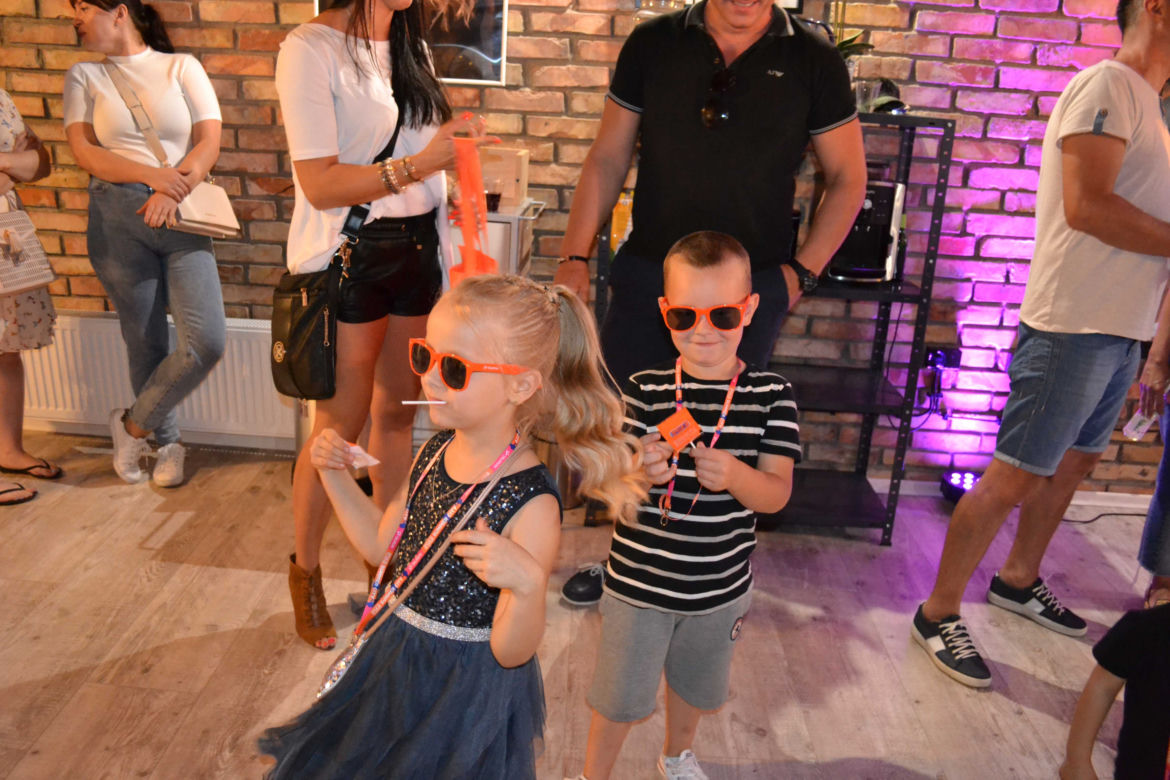 Eska Summer City na otwarciu salony fryzjerskiego Hryszko Academy