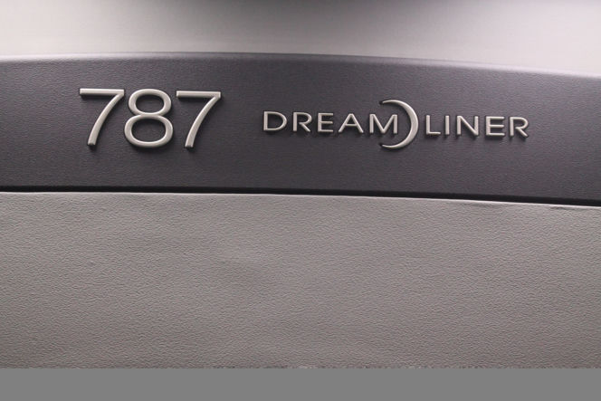 Polski DREAMLINER - WNĘTRZE. ZOBACZ wnętrze Boeinga 787 LOT-u