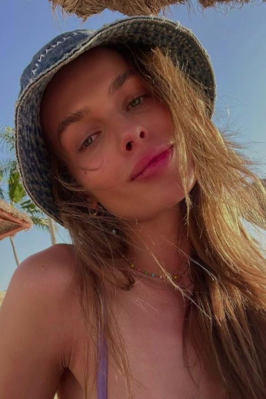 Julia Suryś, zona piłkarza ŁKS Łomża