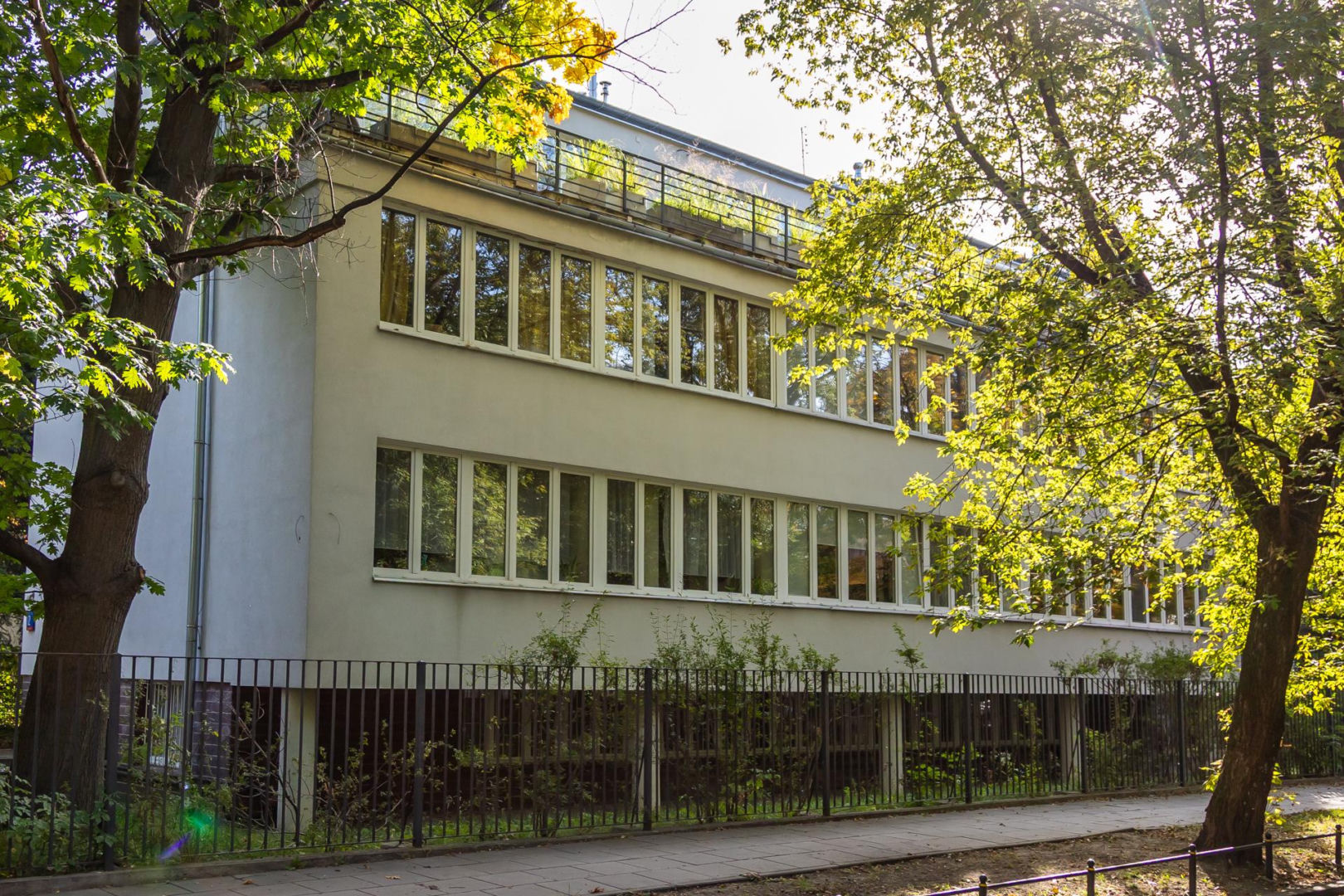 Dom Krzymuskich przy Walecznych 12 w Warszawie