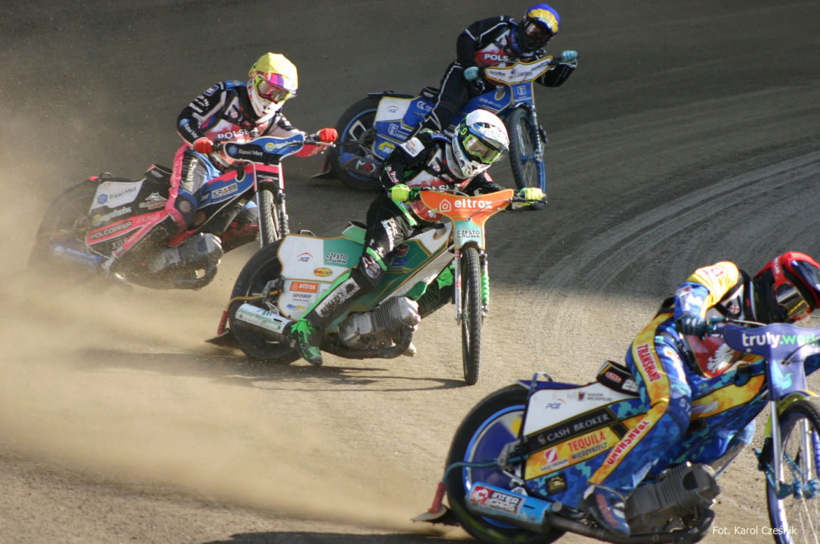 Zaplecze Kadry Juniorów na Motoarenie. Młodzieżowcy rywalizowali w Toruniu - dzień 2