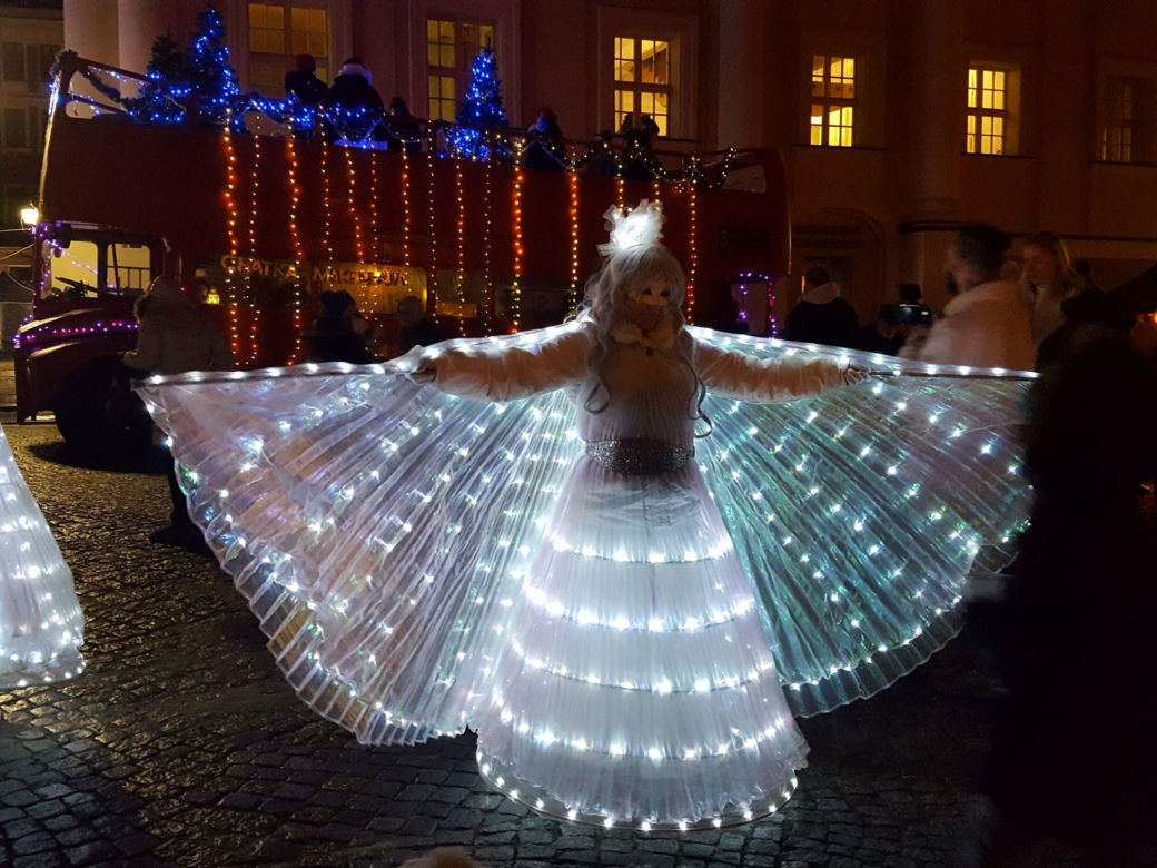 Ekstremalne Mikołajki z NGO w Lesznie przyciagnęły tłumy mieszkańców