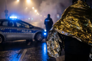 Nocna awantura w centrum miasta. Policjant zaatakowany przy Rynku!