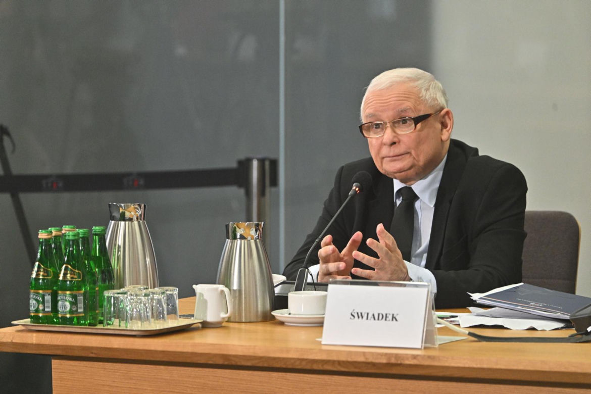 Jarosław Kaczyński zeznaje przed komisją śledcza ds. Pegasusa