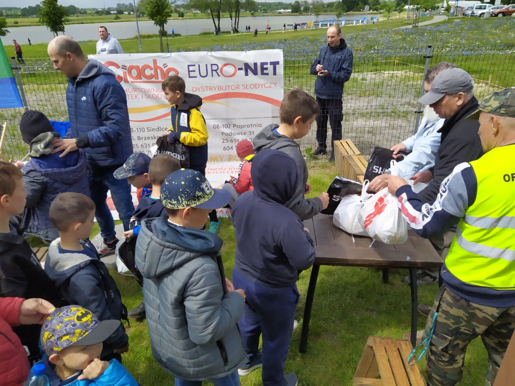 Fotorelacja z Pikniku Wędkarskiego z okazji Dnia Dziecka w Siedlcach i zawodów wędkarskich 29.05.2022