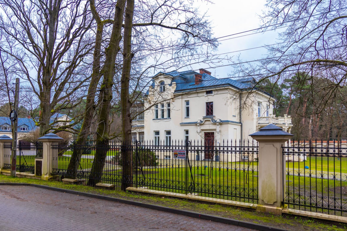 Konstancin-Jeziorna. Zabytkowe wille odzyskują dawny blask - zobacz wyremontowane rezydencje