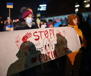 Solidarni z Ukrainą. Wielki wiec w Gdańsku