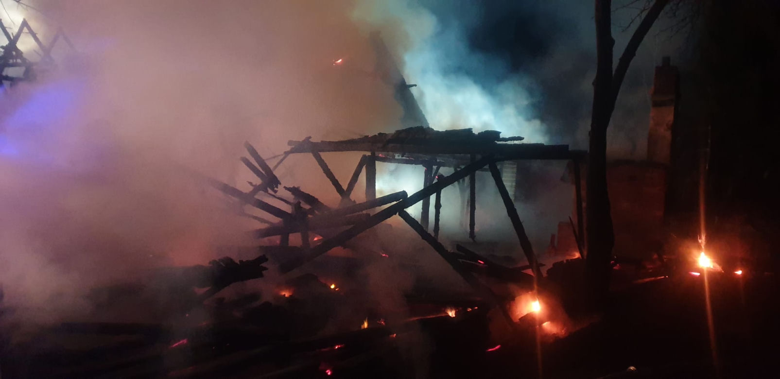 Pożar gospodarstwa agroturystycznego w Bukwałdzie. "Straciliśmy wszystko"