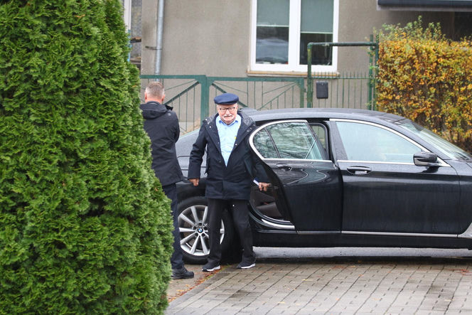 Lech Wałęsa bez temblaka