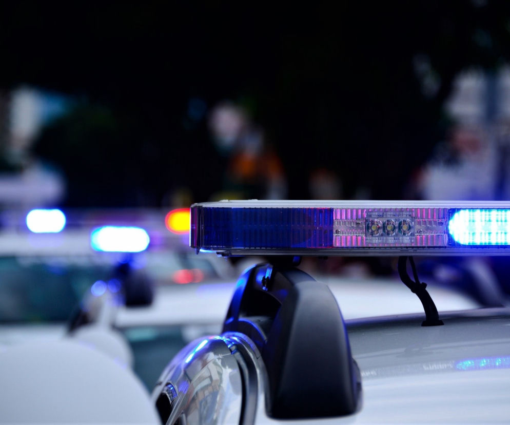 Martwy mężczyzna przy drodze Konotop-Lubiatów (woj. lubuskie). Policja z Nowej Soli prowadzi poszukiwania