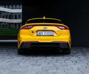 Kia Stinger GT 3.3 V6 T-GDI 366 KM 8AT AWD
