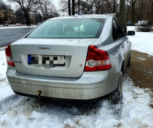 Wypadek rządowego auta na Wołoskiej