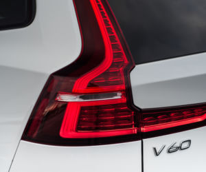 Volvo V60 T8 Twin Engine AWD R-Design AT8