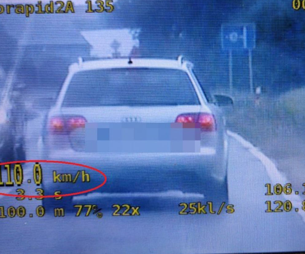Kierowca Audi pędził w terenie zabudowanym