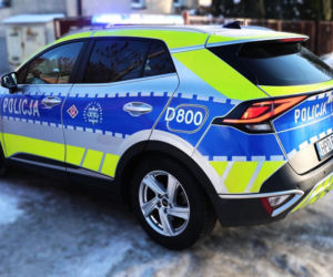 Szok przy Zespole Szkół Katolickich. Policjanci zauważyli coś dziwnego