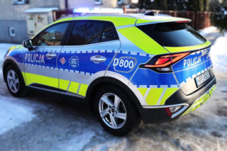 Nietrzeźwy 66-latek przyjechał po wnuka do szkoły. Zatrzymał się na zakazie