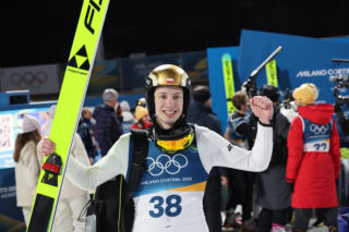Jest medal! Kacper Tomasiak wicemistrzem olimpijskim w skokach narciarskich